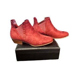 Refresh Burgundy Ankle Booties